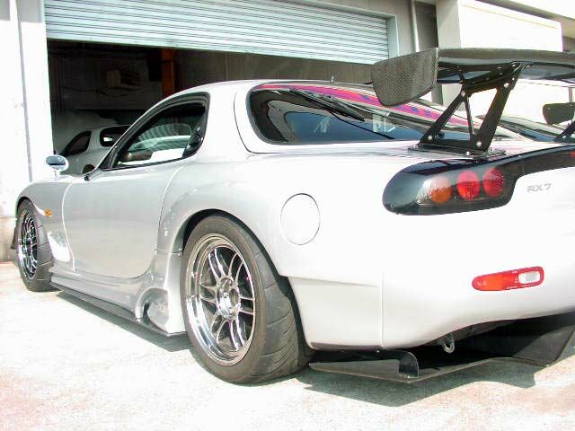 SIDE DIFFUSER&AD LINK SIDE DIFFUSER&AD GT KIT REAR