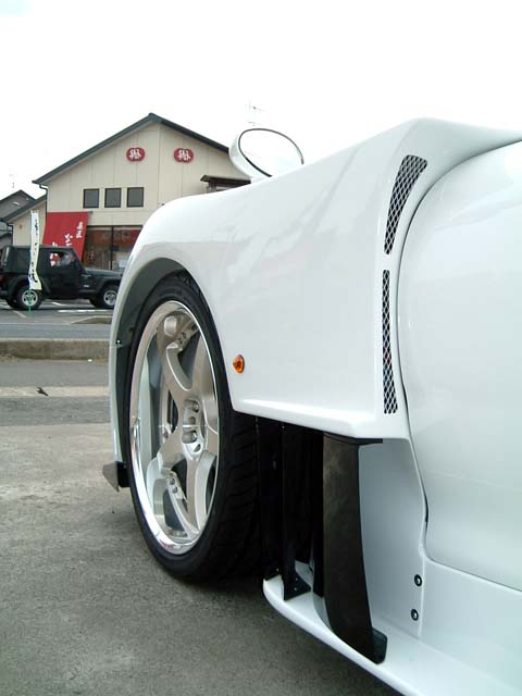 04 WIDE BODY KIT