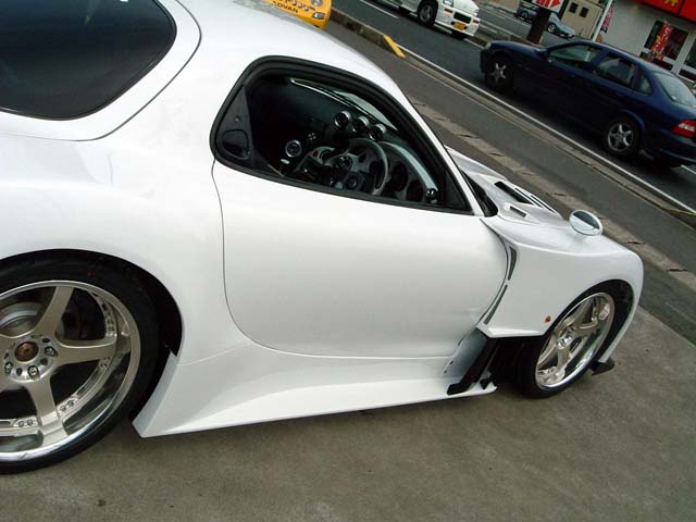 04 WIDE BODY KIT
